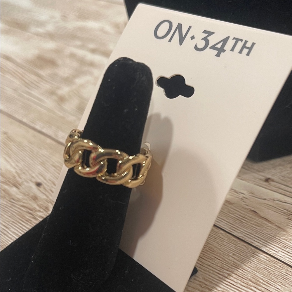 ON 34TH Elegant Gold Chain Ring - Picture 2 of 4